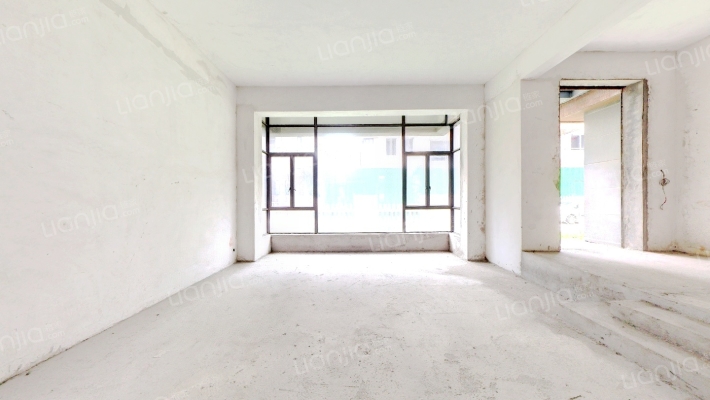 东怡水岸翠河湾二手房实景图