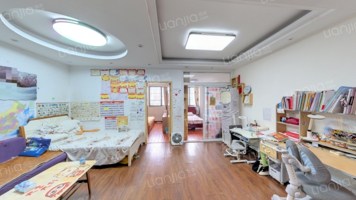 蓝筹国际二手房实景图