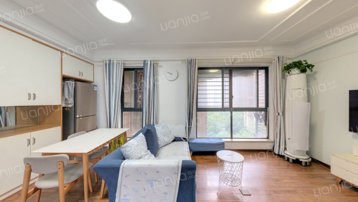 蓝光COCO蜜城二手房实景图