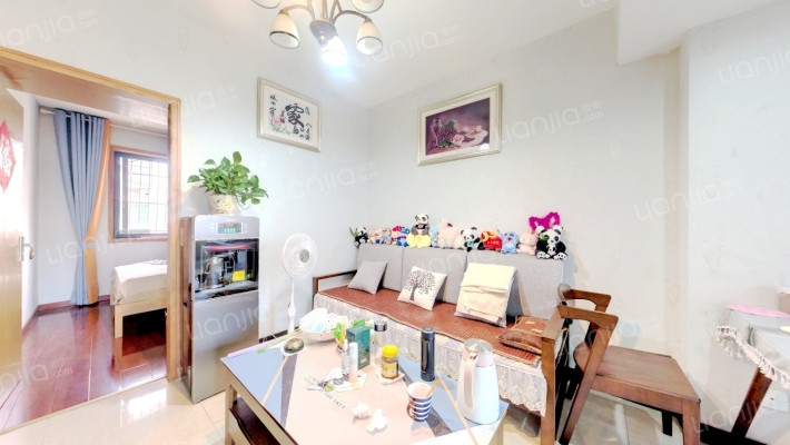 双林中横路8号二手房实景图