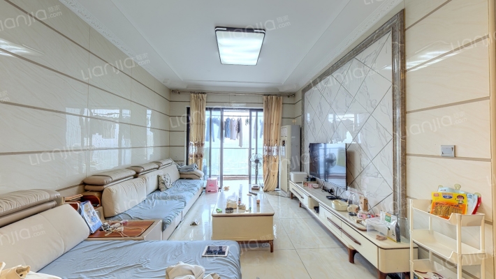 风度盛荟二手房实景图