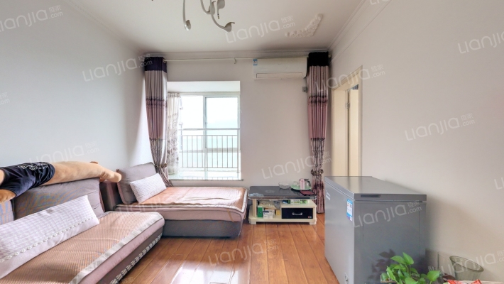 蓝润睿城二手房实景图