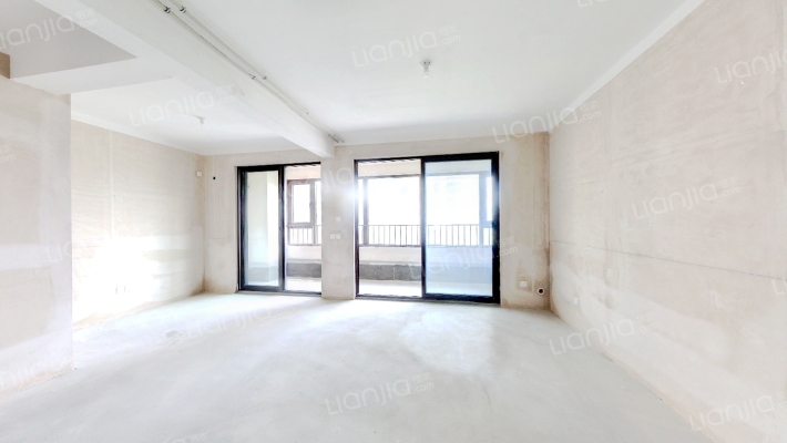 中交春风景里二手房实景图