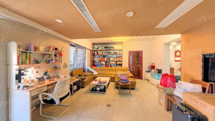 福隆国际二手房实景图