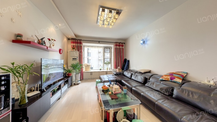 北回归线一期二手房实景图