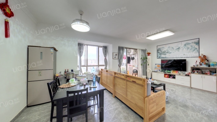 富和名都二期二手房实景图