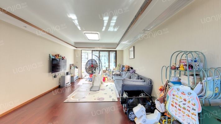 万科大都会D区二手房实景图