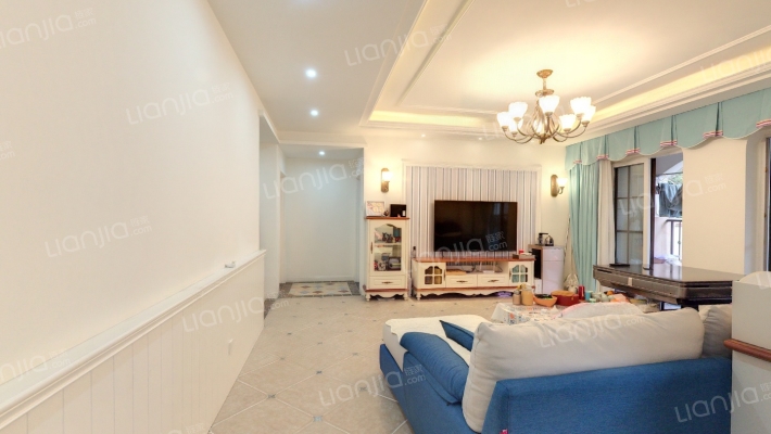 皇冠国际社区一期二手房实景图