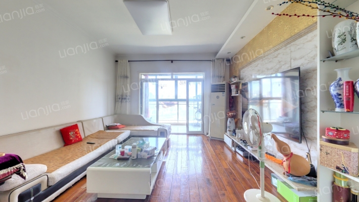 江腾苑B区二手房实景图