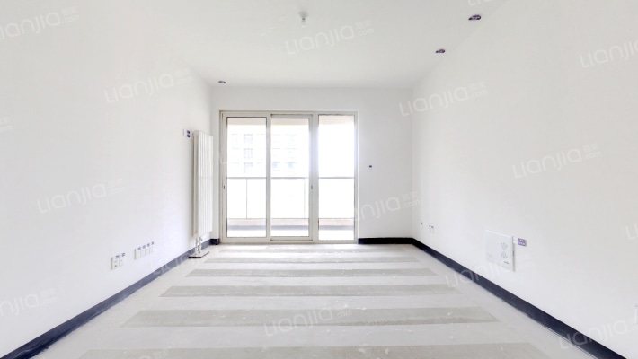 融创美盛宏园二手房实景图