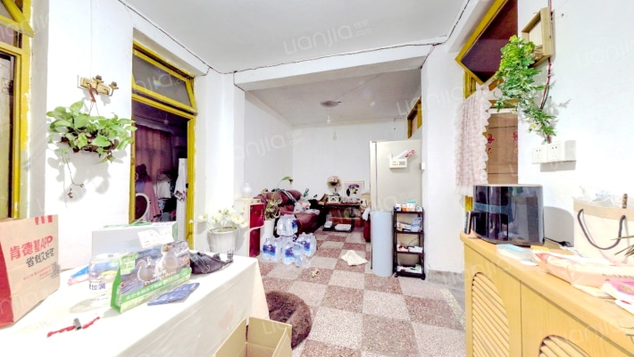 藏卫路北四段33号二手房实景图