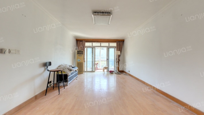 新世纪花园二手房实景图