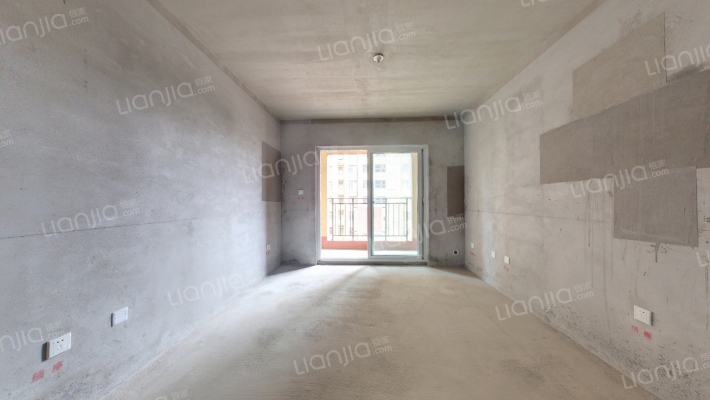 清华大溪地1号院南院二手房实景图