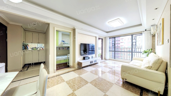 万科红四期二手房实景图