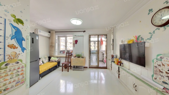 新发小区E区二手房实景图