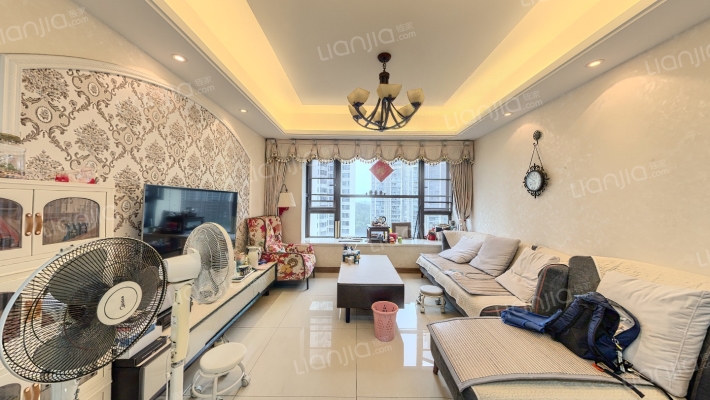 华发四季二手房实景图