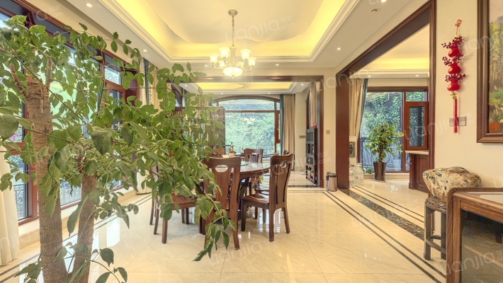 中航云岭二期二手房实景图