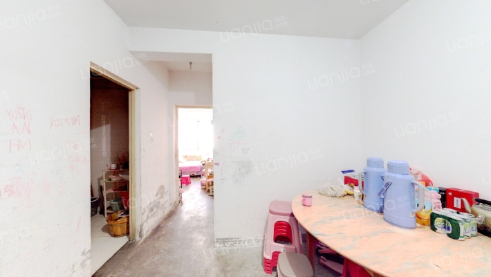 华贝小区二手房实景图