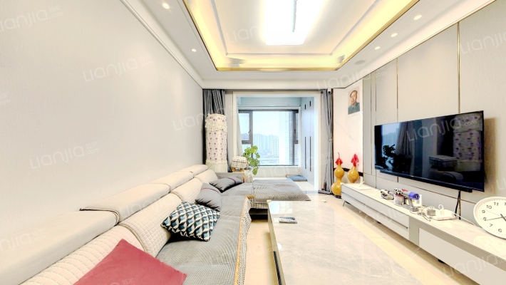 光谷云著二手房实景图