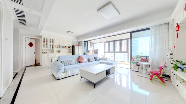 蓝光长岛国际三期二手房实景图