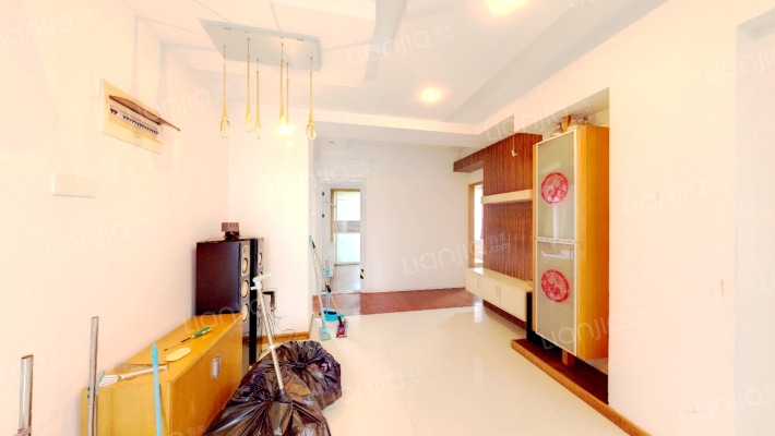 新都美地二手房实景图