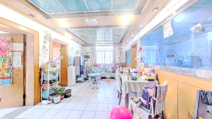 晶体管厂宿舍二手房实景图