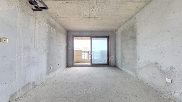 御岛财富二手房实景图