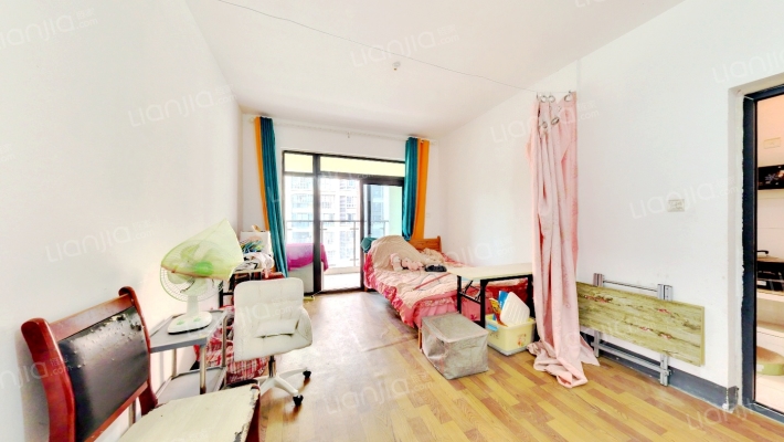 丰怡阳光A区二手房实景图