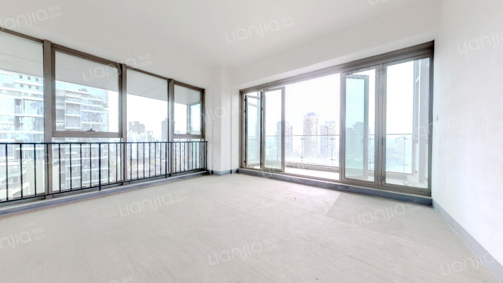 麓湖生态城麒麟荟二手房实景图