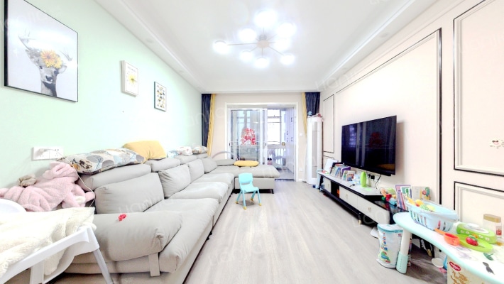 湖影公寓二手房实景图