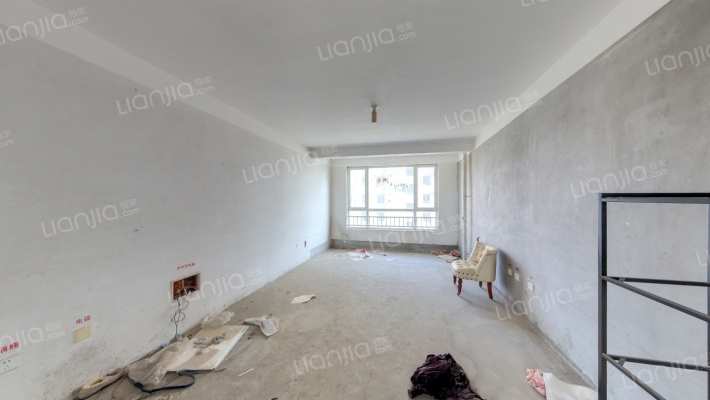 滨泰岭南峻景二手房实景图