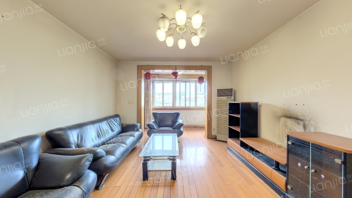 成飞817小区二手房实景图