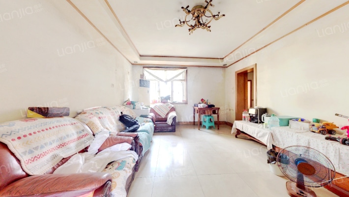 洛阳路138号二手房实景图