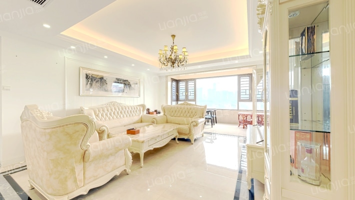 半岛1号十一期二手房实景图