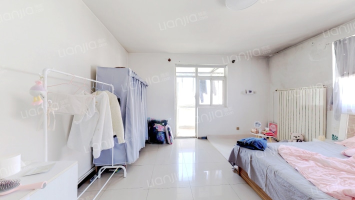 天成公寓二手房实景图