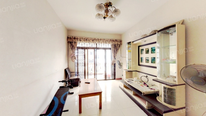 万辉花园二手房实景图