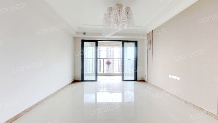 童鸢雅苑二手房实景图