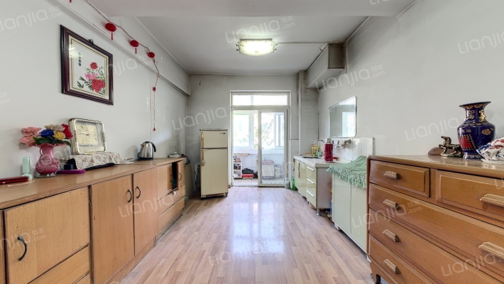 长庆油田建国路生活小区二手房实景图