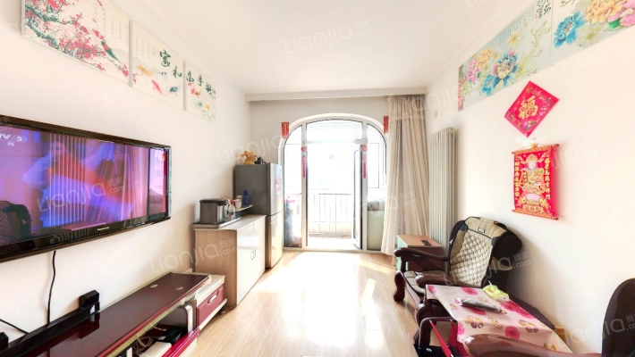 開世嘉年二期二手房实景图