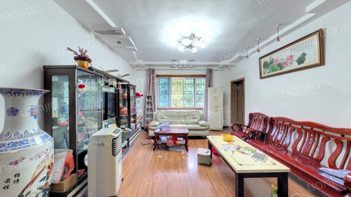 警苑小区二手房实景图