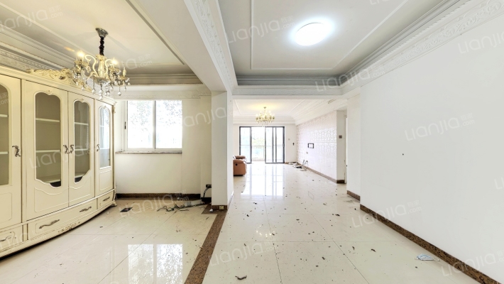 方凯华庭二手房实景图