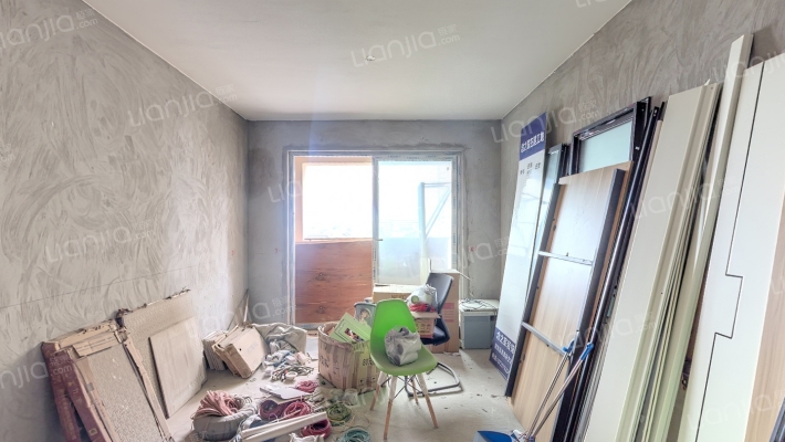 天泰钢城印象B区二手房实景图