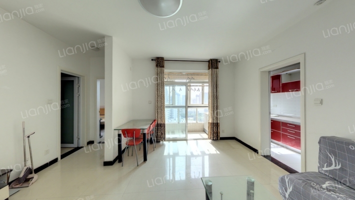 爱蓝堡二手房实景图