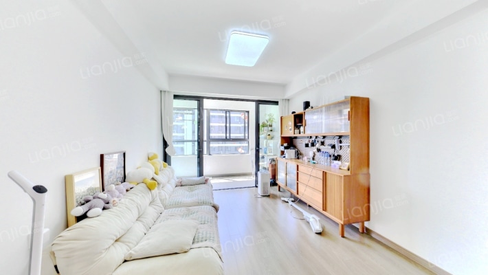 万科雨悦光年二手房实景图