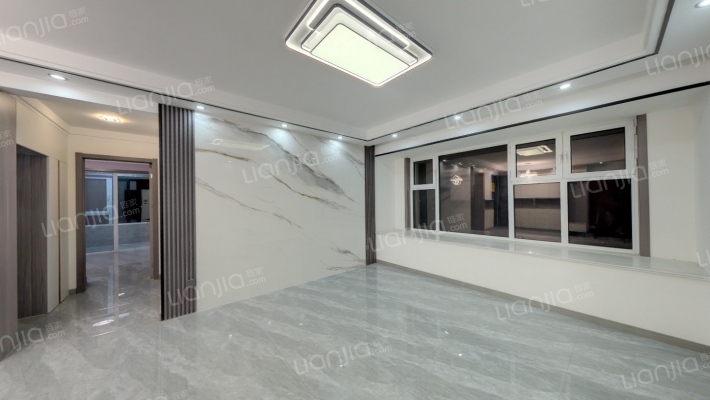 中高名人国际花园B区二手房实景图