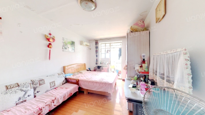 粤江里二手房实景图