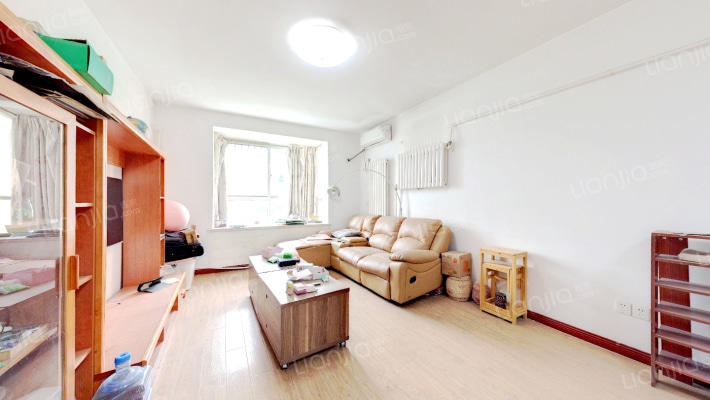 伊河路126号二手房实景图