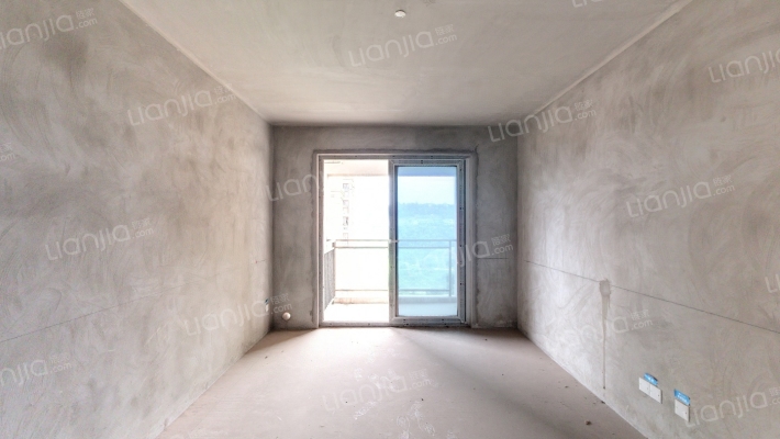 绿地城二手房实景图