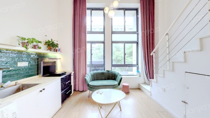 新典星座二手房实景图