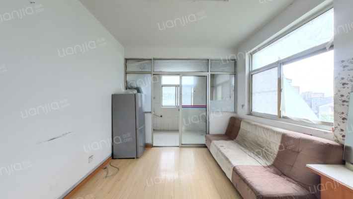 永欣新寓玫瑰苑二手房实景图